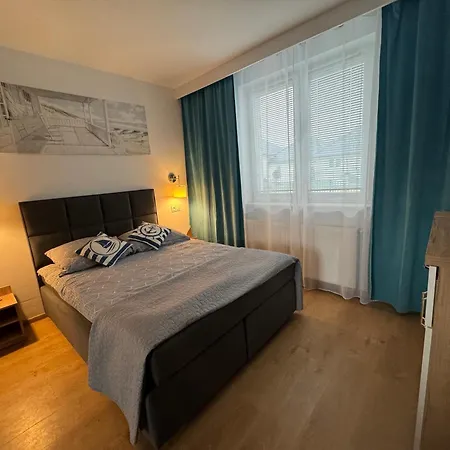 Guest house Zlote Piaski Z Basenem 3*
