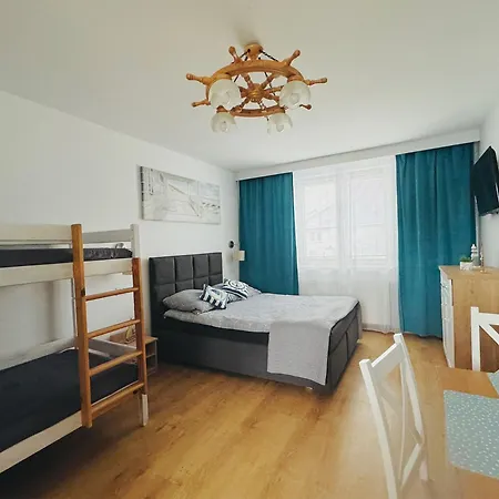 Zlote Piaski Z Basenem Guest house 3*