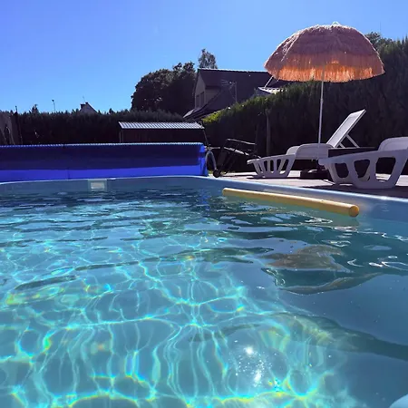 Guest house Zlote Piaski Z Basenem