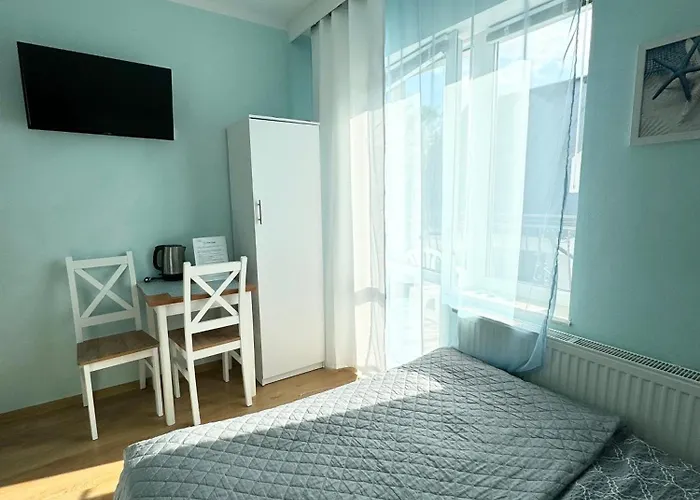 ゲストハウス Zlote Piaski 3*